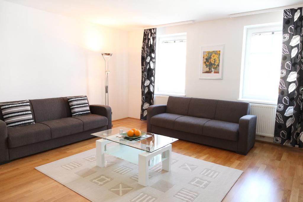 3 Rooms Sunny Apartments-Schoenbrunn, 100M2 With Balcony Wien Værelse billede